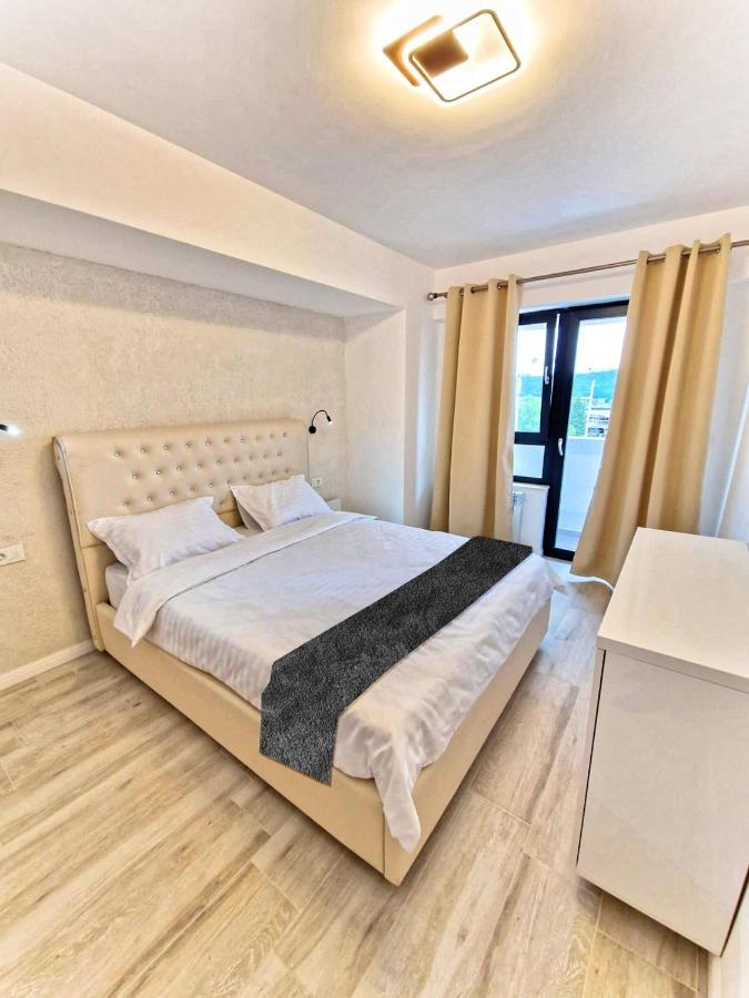 Apart Hotel Fusion Tower Яссы Экстерьер фото