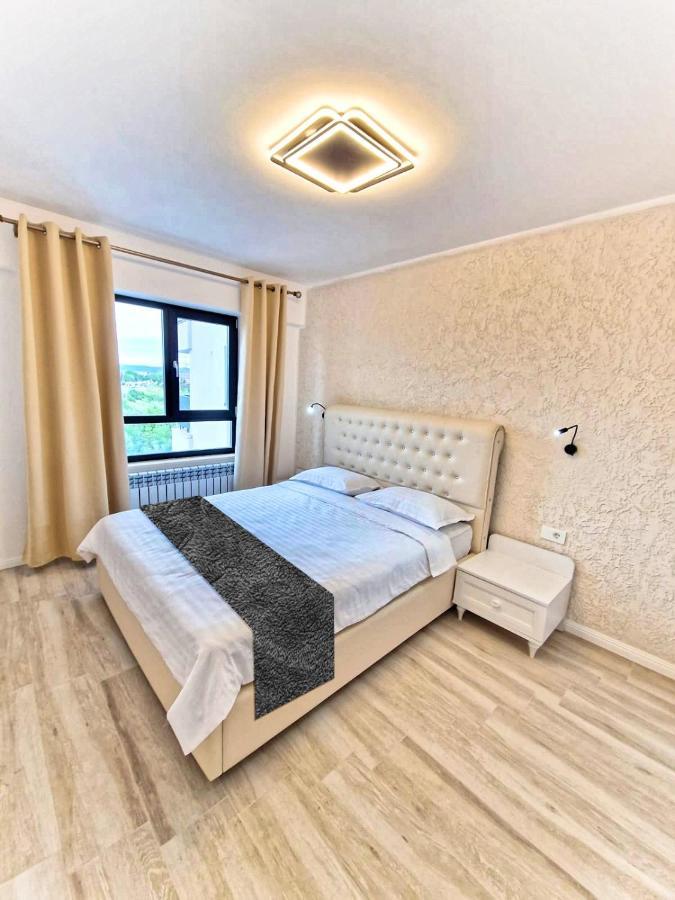 Apart Hotel Fusion Tower Яссы Экстерьер фото